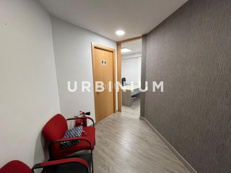 Foto a5b3b955-c751-40a3-b277-022c82e6e635. Miete büro in Eixample Nord Girona