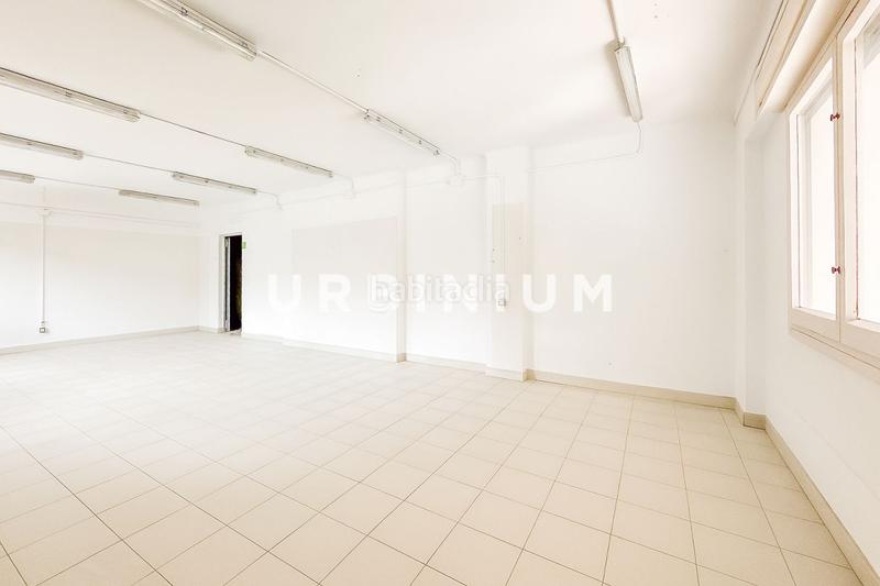 Foto 0f850a58-816d-4a7c-980a-74eb55264581. Location bureau dans Eixample Nord Girona
