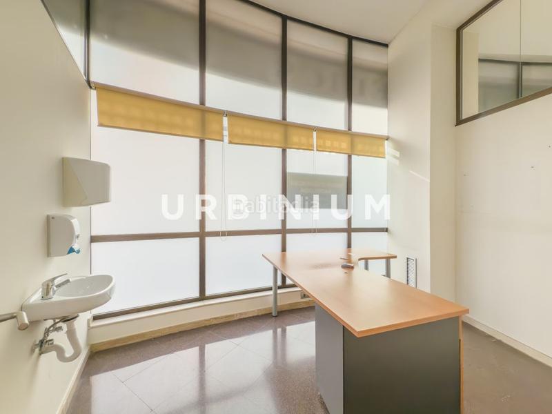 Foto 39401810-8408-4396-be26-9d4e3b30cbd4. Lloguer local comercial a Sant Narcis Girona