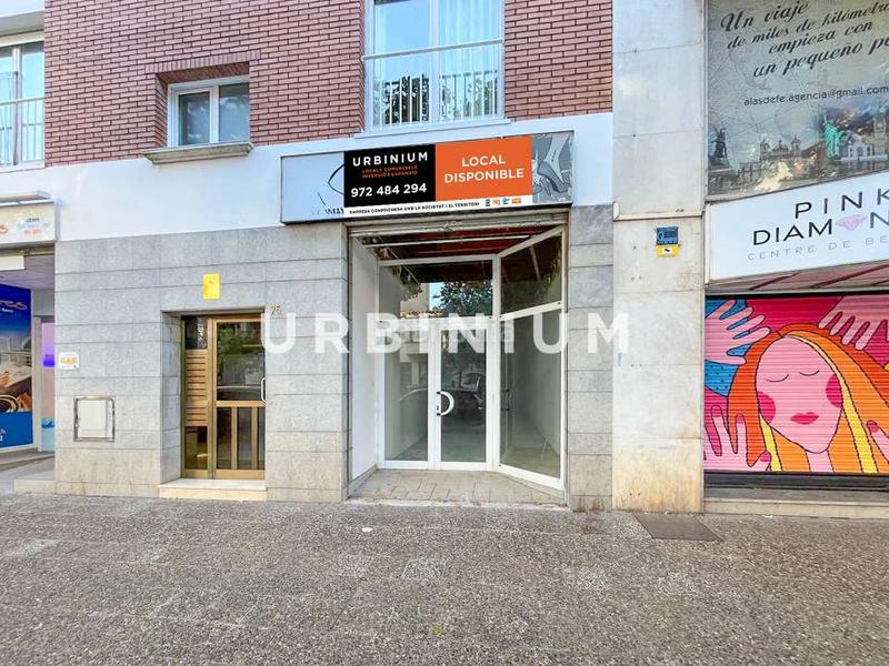Foto f132e3cb-59bc-4d90-bbb5-1dfab3577e63. Affitto locale commerciale in carrer de santa eugènia 75 in Girona