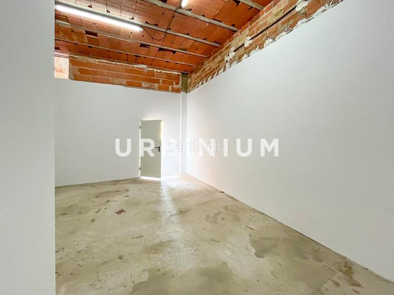 Foto 06500d85-134b-425c-a9a3-e8b17cd7f1e8. Location local commercial dans carrer de santa eugènia 75 dans Girona