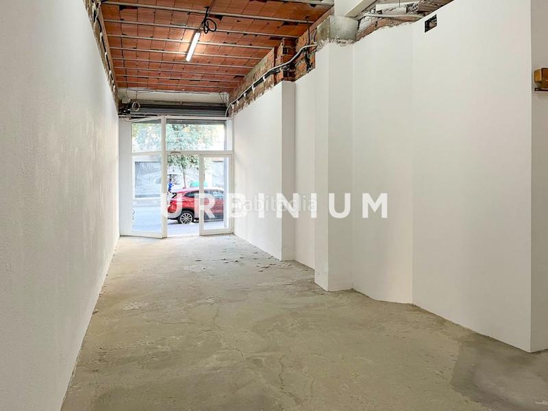 Foto d69f8d80-b70d-401f-a872-7cfd9cd2df4d. Rent business premise in carrer de santa eugènia 75 in Girona