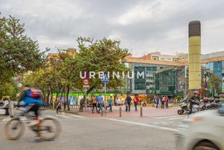 Location Local commercial  Carrer bisbe lorenzana. Local alquiler eixample