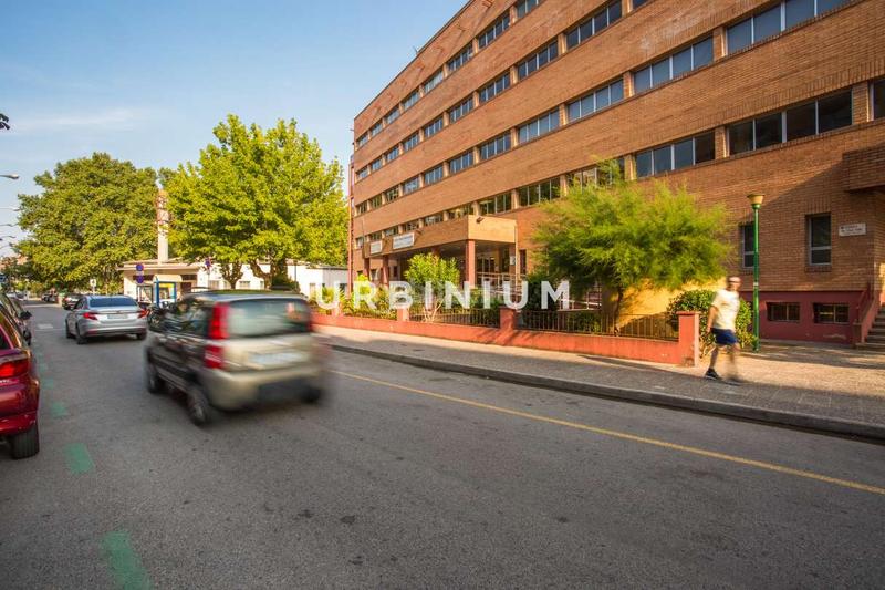 Foto 2455d527-59bc-4a9d-9906-dc7e913d1890. Rent business premise in La Devesa Girona