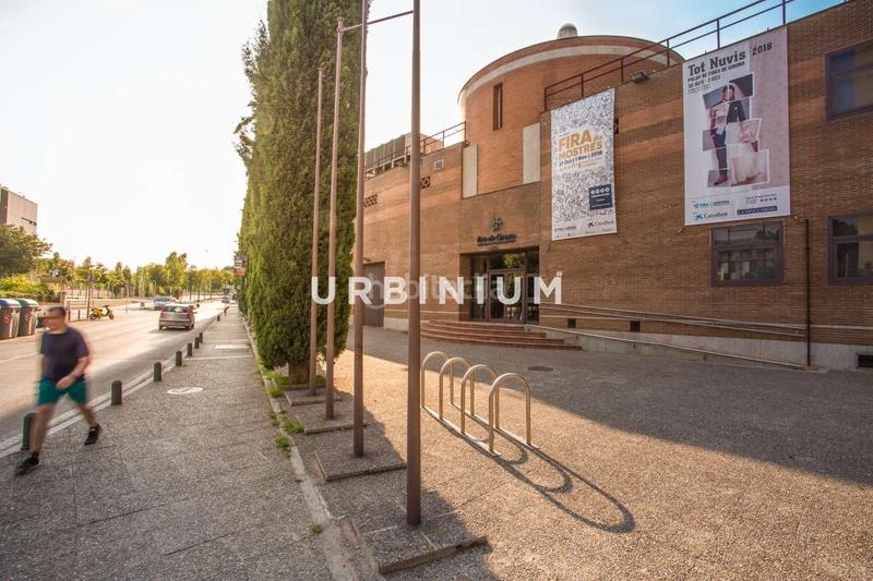 Foto a3fda3f1-7ec9-45d5-98f5-b0417914bec2. Rent business premise in La Devesa Girona