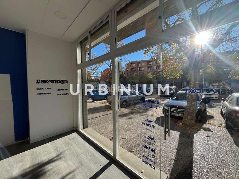 Foto d1b32e41-b26b-4e6e-aa84-6e634f1389d1. Rent business premise in La Devesa Girona