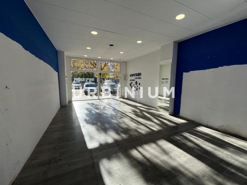 Foto d9653058-4a9a-41a6-9795-0d5fae1aba31. Rent business premise in La Devesa Girona