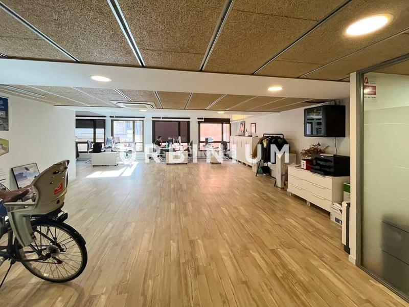 Foto 735e9cbc-b4fd-4d11-b374-944224f43bb3. Location bureau dans Centre-Barri Vell Girona