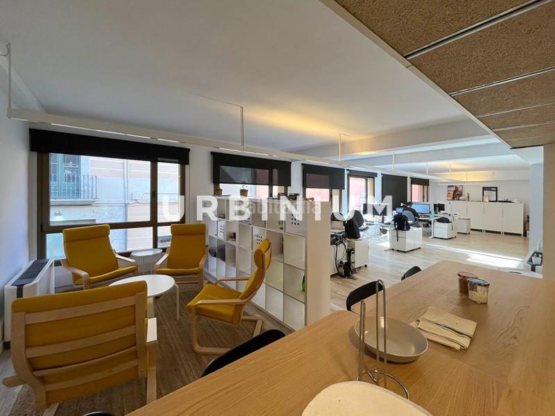 Foto c6219bba-3ac3-4cc4-ab1c-f4745d1c8008. Location bureau dans Centre-Barri Vell Girona