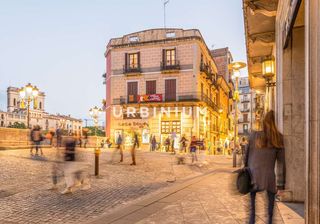Miete Geschäftsraum in Centre-Barri Vell. Local en traspaso en el centro