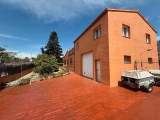 Chalet à Collbató. Casa reformada en collbató