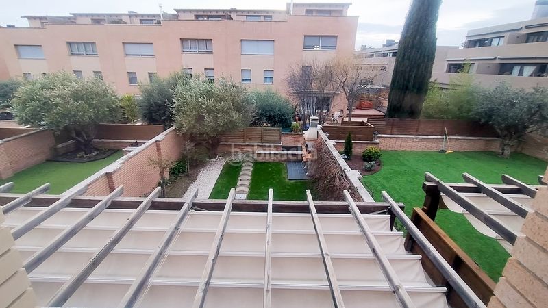 Foto 36b90877-a4e1-4ae2-b642-0c916409f253. Casa adossada amb calefacció aparcament piscina a Castellar del Vallès