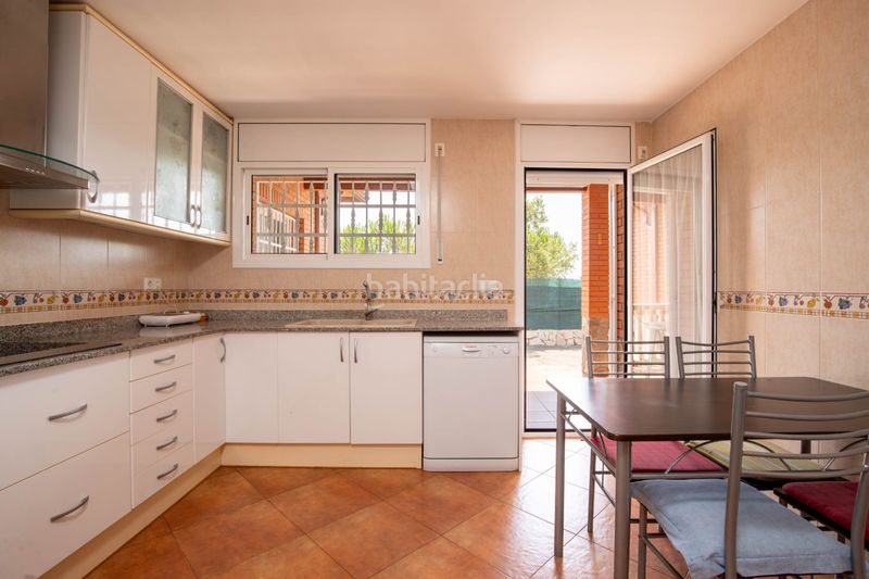 Foto 4679334a-5701-4a8d-b00a-a65cd4e0da24. Casa en carrer mart 10 en Lloret Residencial - Montlloret Lloret de Mar