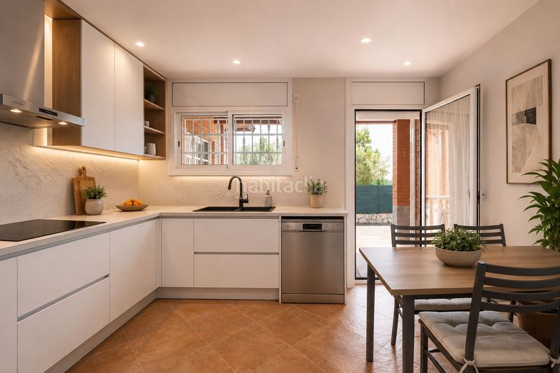 Foto 87d44576-d7d1-4697-a1ad-a0c8e70ca9ab. Casa en carrer mart 10 en Lloret Residencial - Montlloret Lloret de Mar