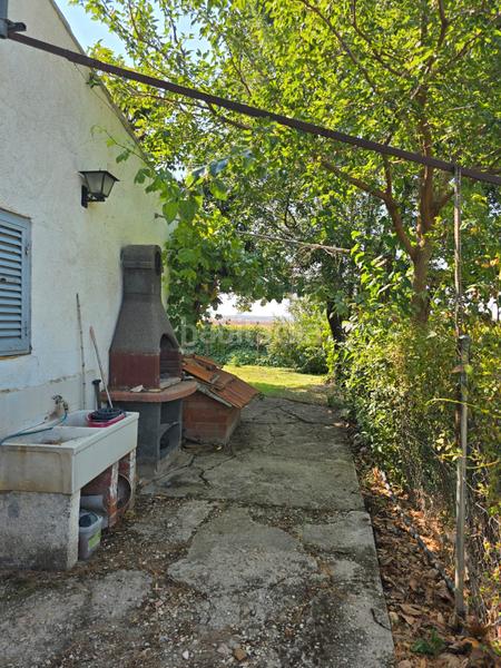 Foto e87cea16-b42c-4817-930b-f74610a62ea0. Masia a Ribatejada