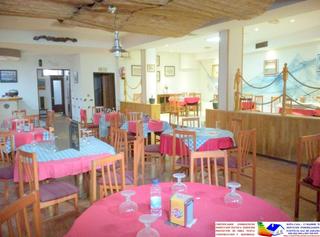 Local Comercial a Calle alalpardo 3a. Restaurante comida para llevar, otros.