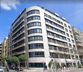 Aparcament cotxe  Antonio acuña