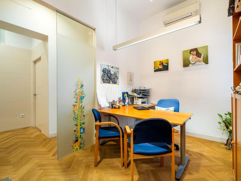 Foto 007a9ad3-1ddd-4e68-b78a-d0320444f089. Appartement dans paseo reina cristina 5 dans Jerónimos Madrid