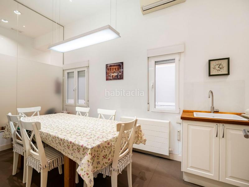 Foto 13d49a6f-5b17-45de-9b4f-f99f31d39e21. Appartement dans paseo reina cristina 5 dans Jerónimos Madrid