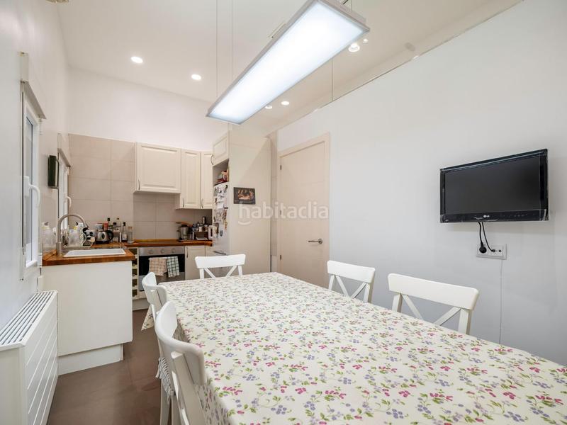 Foto 2d0119a3-6aa9-40ec-ac05-10d9841507ac. Appartement dans paseo reina cristina 5 dans Jerónimos Madrid