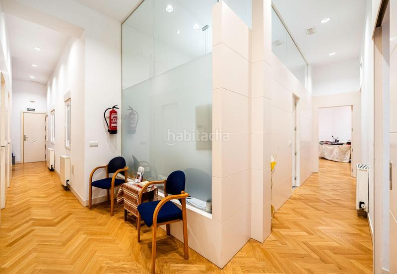 Foto 84d4f8c7-321c-4d04-80c3-b33d94b78983. Appartement dans paseo reina cristina 5 dans Jerónimos Madrid