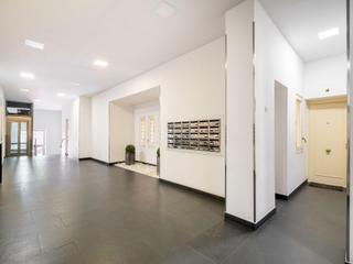 Appartement à Paseo reina cristina 5