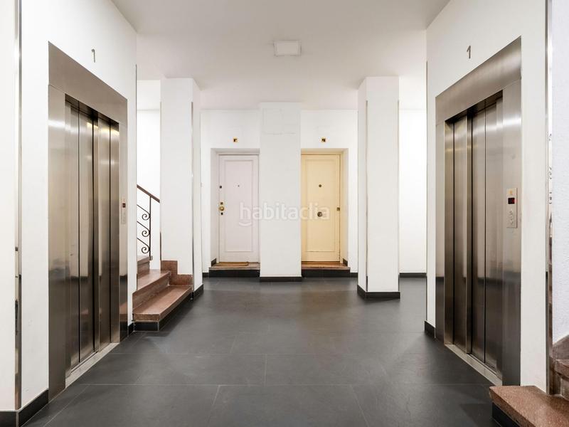 Foto a4c46201-9a4d-4e0b-bb6d-cf80725d5e2f. Appartement dans paseo reina cristina 5 dans Jerónimos Madrid