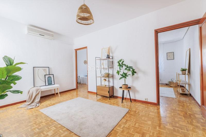 Foto 5d5512fa-5a40-40ba-ad30-cb4055db0955. Piso excelente piso en Ibiza Madrid