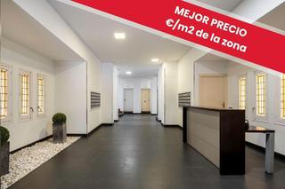 Flat in Paseo reina cristina 5. Piso en paseo reina cristina