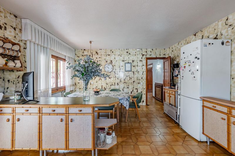 Chalet único en carabanchel alto parcela, piscina y jardín privado en Madrid - Imagen 16