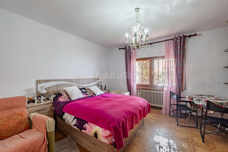 Chalet único en carabanchel alto parcela, piscina y jardín privado en Madrid - Imagen 19