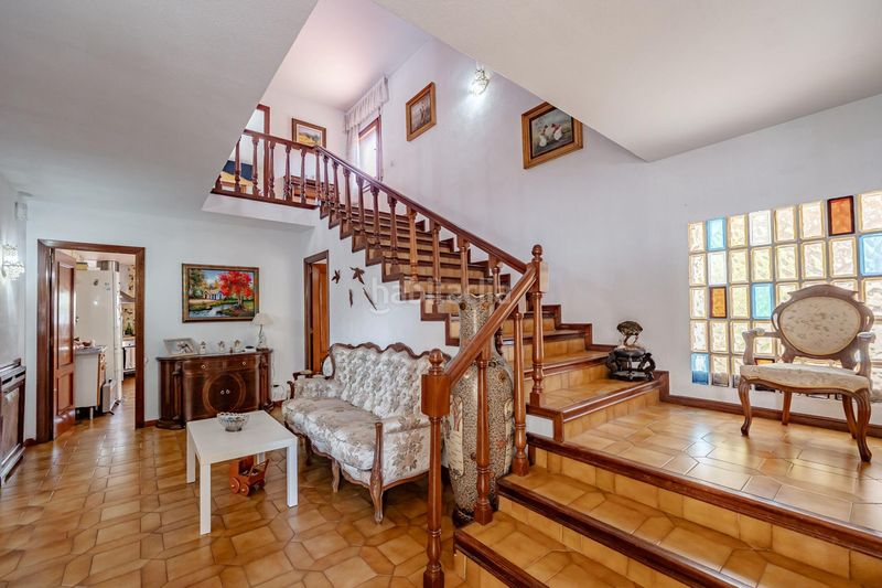 Chalet único en carabanchel alto parcela, piscina y jardín privado en Madrid - Imagen 22