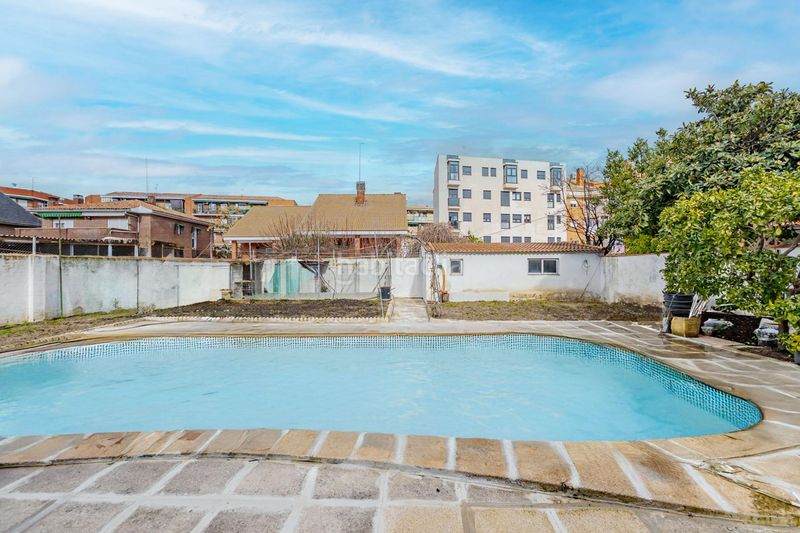 Chalet único en carabanchel alto parcela, piscina y jardín privado en Madrid - Imagen 56