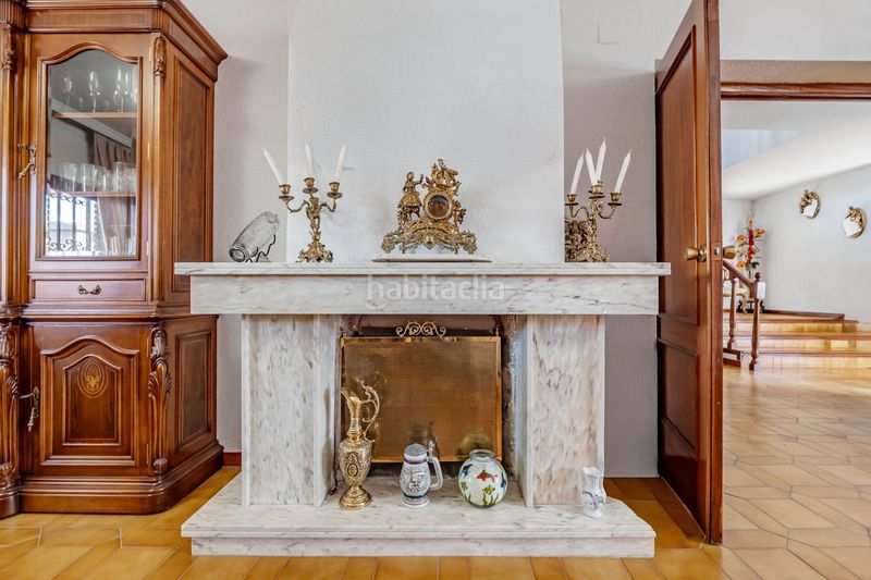 Chalet único en carabanchel alto parcela, piscina y jardín privado en Madrid - Imagen 11