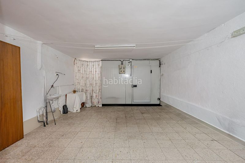 Chalet único en carabanchel alto parcela, piscina y jardín privado en Madrid - Imagen 46