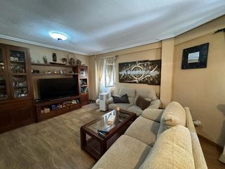 Piso en Buena Vista. Globalpiso pau de carabanchel vende vivienda en el barrio de bue