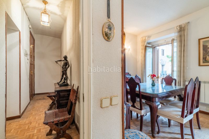 Piso exclusiva oportunidad en malasaña! globalpiso malasaña pone a la venta este magnífico piso exterior de 108 m,con tres balcones a l en Madrid - Imagen 22
