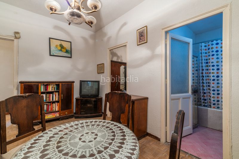 Piso exclusiva oportunidad en malasaña! globalpiso malasaña pone a la venta este magnífico piso exterior de 108 m,con tres balcones a l en Madrid - Imagen 12