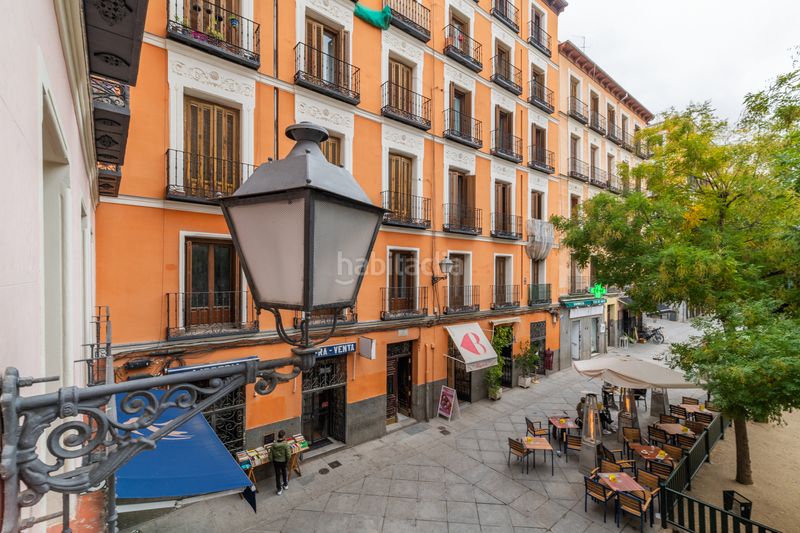 Piso exclusiva oportunidad en malasaña! globalpiso malasaña pone a la venta este magnífico piso exterior de 108 m,con tres balcones a l en Madrid - Imagen 29