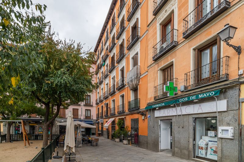 Piso exclusiva oportunidad en malasaña! globalpiso malasaña pone a la venta este magnífico piso exterior de 108 m,con tres balcones a l en Madrid - Imagen 38