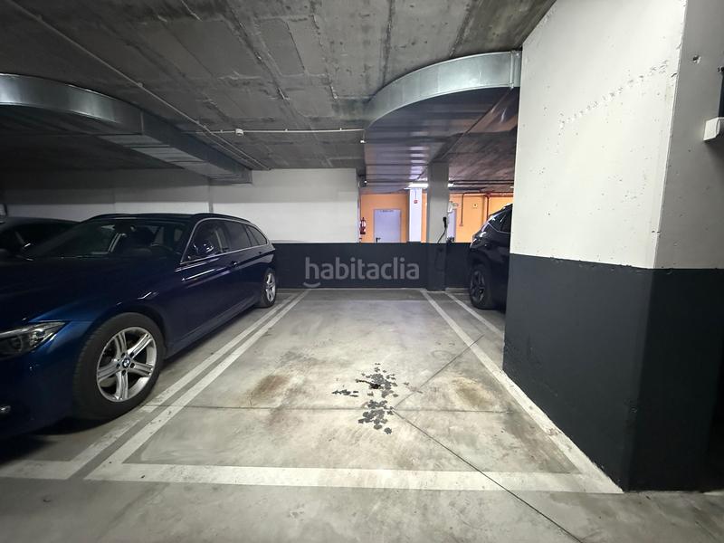 Foto 978e1f32-c36b-4c00-83cf-a011eb5e22e4. Parking voiture dans Solagua Leganés