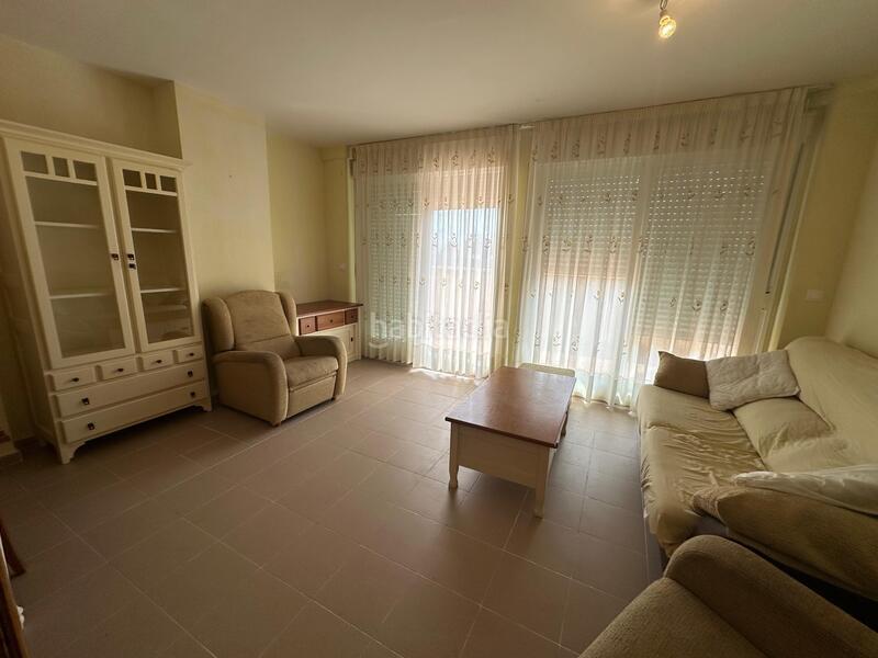 Foto 922d3142-6301-4463-8558-5f4537de219f. Ático globalpiso coslada vende en exclusivaático dúplex, ubicado en la última planta, cuenta con una excelente iluminación natural, situ en Vila Joiosa (la)