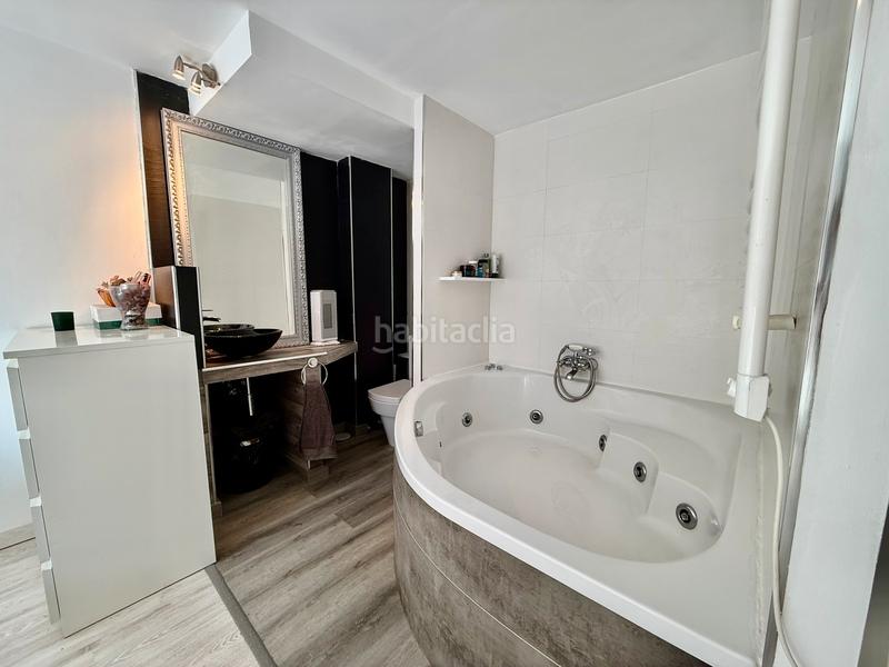 Foto a4329d17-b429-40e5-8ba3-dd5d74cdb8f8. Appartamento con riscaldamento parcheggio piscina in Madrid