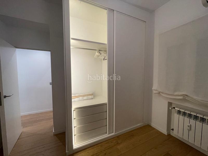 Foto 01326be7-eaa6-4499-897f-3bce9bafe411. Alquiler piso estás buscando un piso en alquiler espacioso, cómodo, bien situado y con mucha luz natural? este hermoso piso en la calle bravo mu en Madrid
