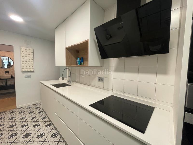 Foto 040580e4-496b-45cb-9eba-9406701be12b. Alquiler piso estás buscando un piso en alquiler espacioso, cómodo, bien situado y con mucha luz natural? este hermoso piso en la calle bravo mu en Madrid