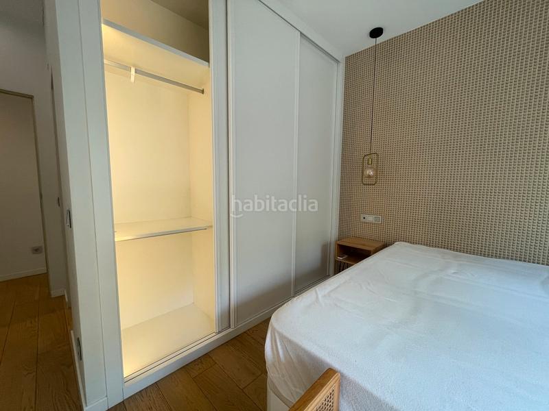Foto 0dcfe885-38d1-4f53-a26b-dd2e2b81fd2f. Alquiler piso estás buscando un piso en alquiler espacioso, cómodo, bien situado y con mucha luz natural? este hermoso piso en la calle bravo mu en Madrid