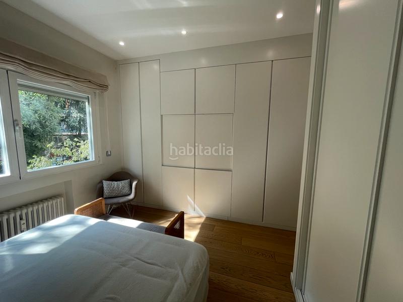 Foto 1796e609-c0d1-48e6-a88c-fed81afde080. Alquiler piso estás buscando un piso en alquiler espacioso, cómodo, bien situado y con mucha luz natural? este hermoso piso en la calle bravo mu en Madrid