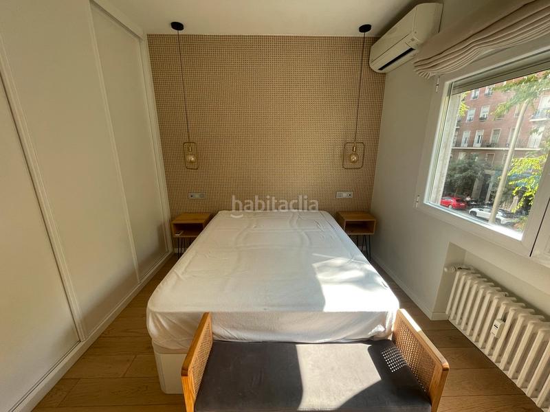 Foto 3804153f-9e73-4c5f-be17-6298c37e2e84. Alquiler piso estás buscando un piso en alquiler espacioso, cómodo, bien situado y con mucha luz natural? este hermoso piso en la calle bravo mu en Madrid