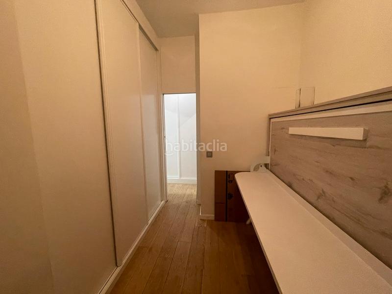 Foto a84ee707-21ac-44fe-b88a-06f802d7c1c4. Alquiler piso estás buscando un piso en alquiler espacioso, cómodo, bien situado y con mucha luz natural? este hermoso piso en la calle bravo mu en Madrid