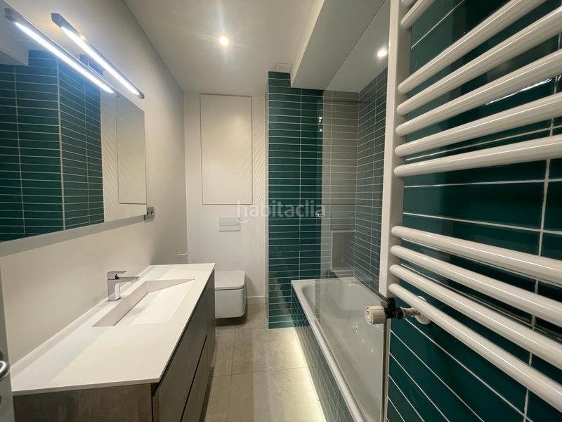 Foto b57c73cd-0b3e-4a2b-b7db-5f7f47a856c1. Alquiler piso estás buscando un piso en alquiler espacioso, cómodo, bien situado y con mucha luz natural? este hermoso piso en la calle bravo mu en Madrid